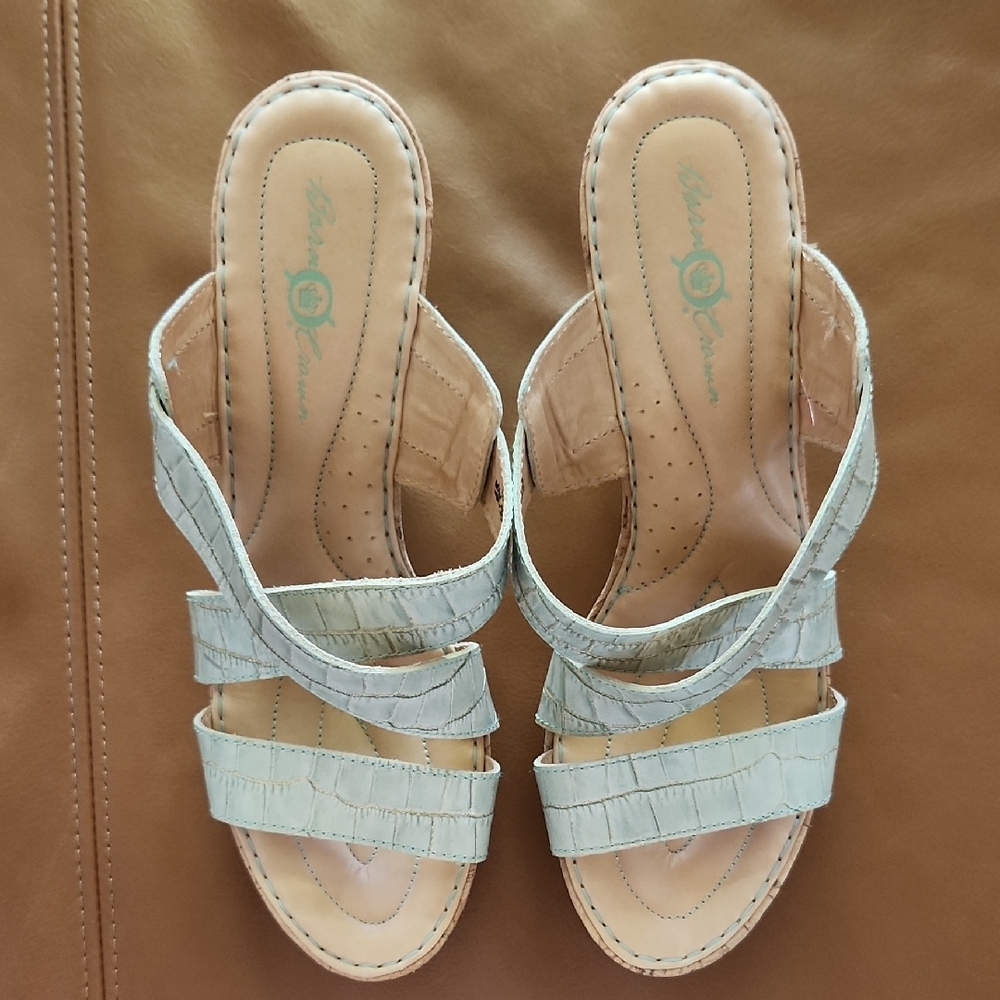 BORN‎ Crown Heeled Sandals with Open Toe Design, Size 10